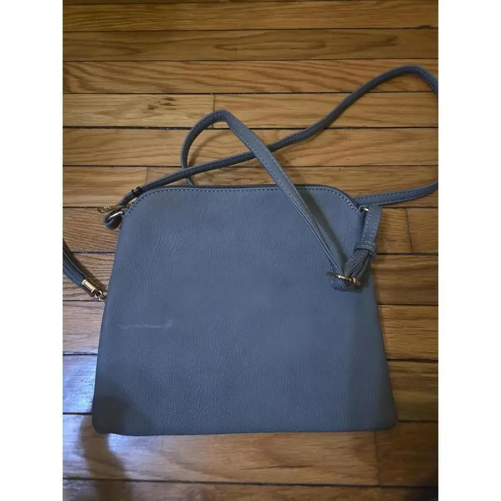 Deluxity PETA-Approved Vegan Crossbody Bag in Gray